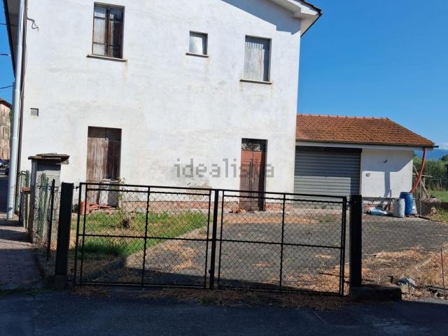 Villetta indipendente in vendita di 120 m² in Via Capannone