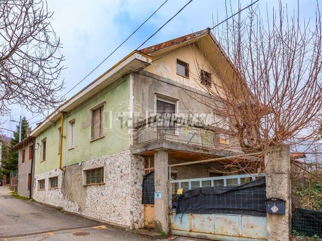 Villetta indipendente in vendita di 120 m² in Via Capolo, 12