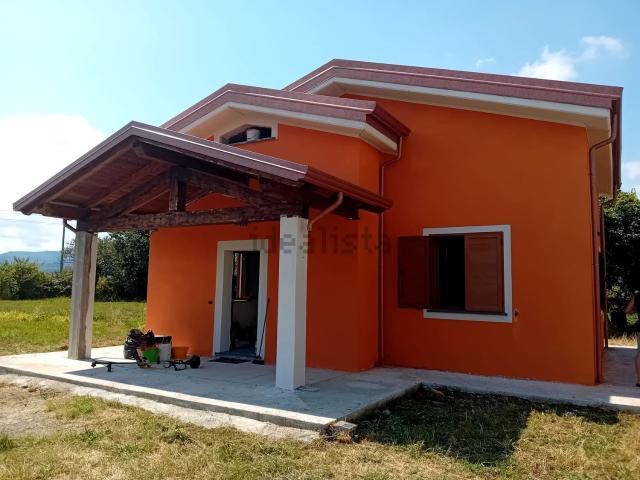 Villetta indipendente in vendita di 120 m² in Via cerretti, 45