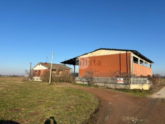 Villetta indipendente in vendita di 120 m² in Via Cuneo, 1