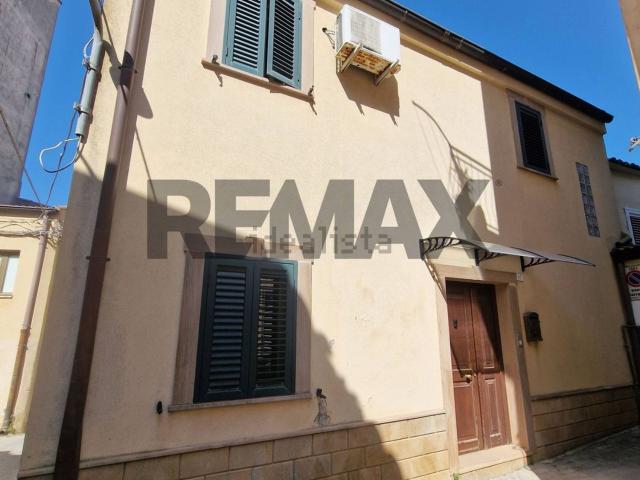 Villetta indipendente in vendita di 120 m² in Via Archimede, 61