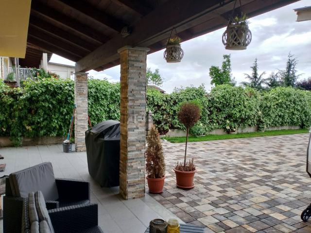 Villetta indipendente in vendita di 120 m² in Via Borgata Giraud, 9