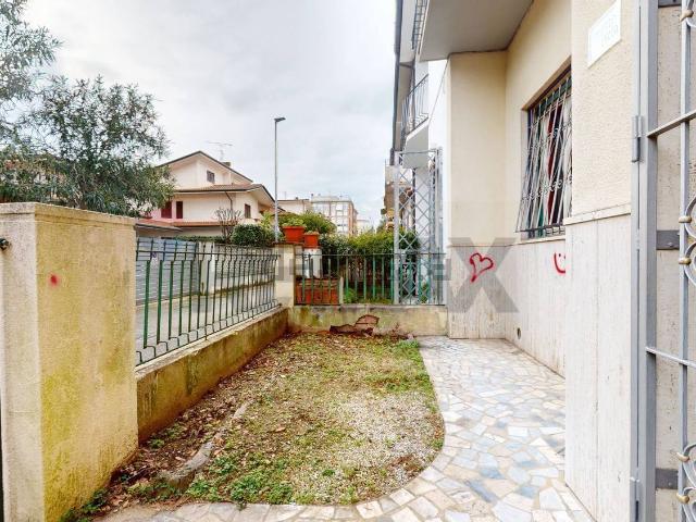 Villetta indipendente in vendita di 120 m² in Via Bari, 24