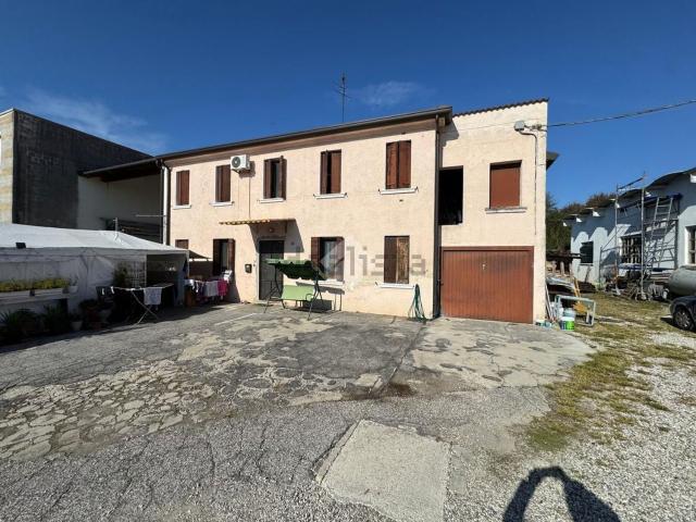 Villetta indipendente in vendita di 120 m² in Via Busiago, 94