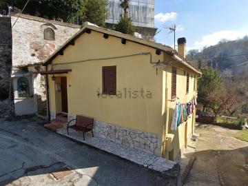Villetta indipendente in vendita di 120 m² in Via G. di Benedetto, 25