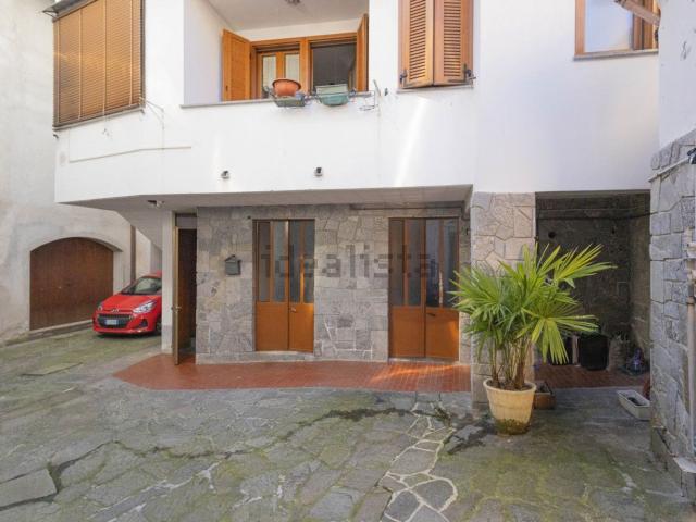 Villetta indipendente in vendita di 120 m² in Via Dottor Francioni, 8
