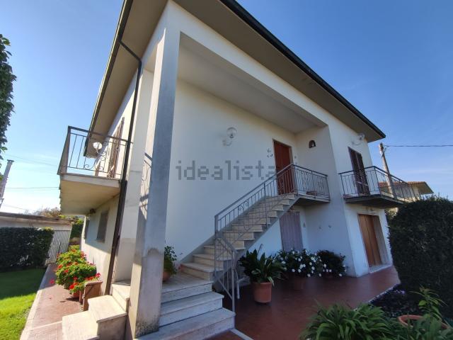 Villetta indipendente in vendita di 120 m² in Via del Fosso di Montecarlo, 24