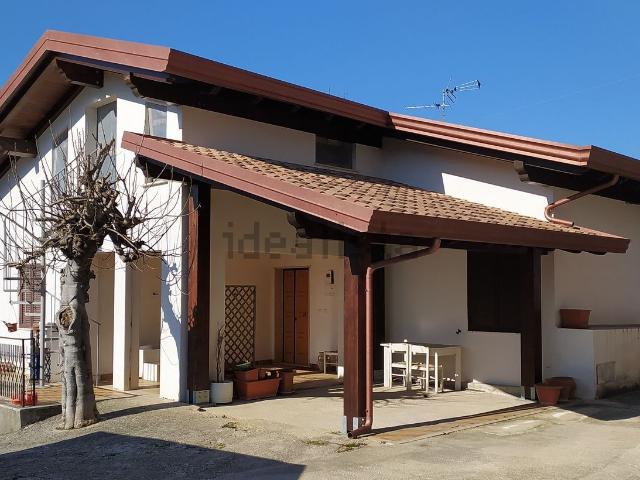 Villetta indipendente in vendita di 120 m² in Via della Botte