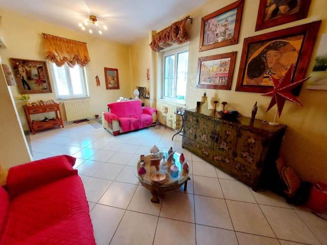Villetta indipendente in vendita di 120 m² in Via E. Toti, 148