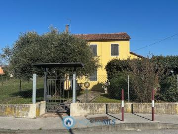 Villetta indipendente in vendita di 120 m² in Via Fiorita