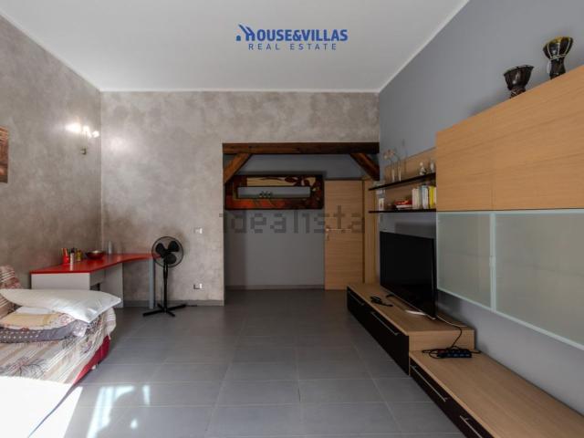 Villetta indipendente in vendita di 120 m² in Via Francesco Azzolini