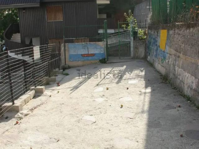 Villetta indipendente in vendita di 120 m² in Via I Maggio