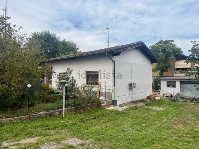 Villetta indipendente in vendita di 120 m² in Via Luigi Pirandello