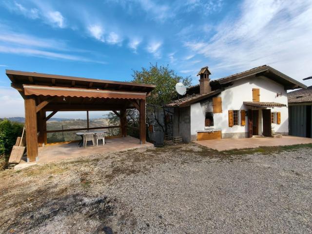 Villetta indipendente in vendita di 120 m² in Via Monte Calvario