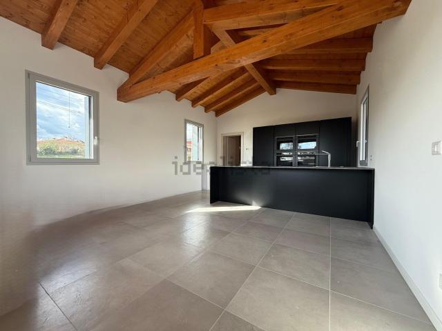 Villetta indipendente in vendita di 120 m² in Via Manzoni