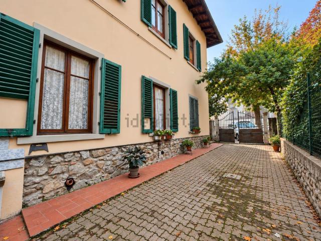 Villetta indipendente in vendita di 120 m² in Via Martiri della Libertà