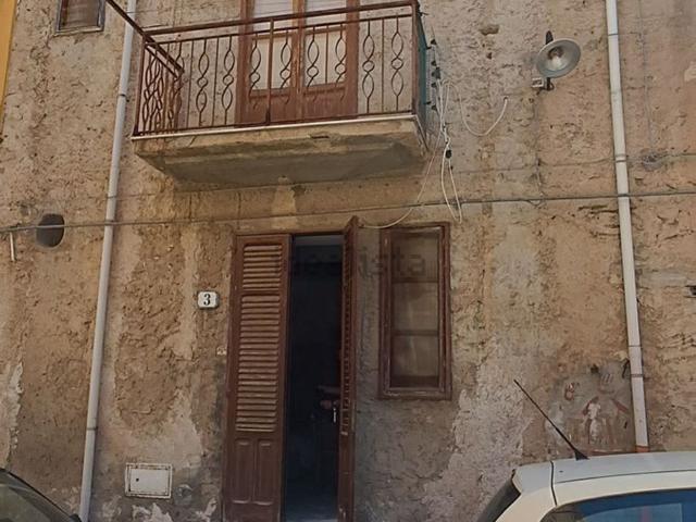 Villetta indipendente in vendita di 120 m² in Via Nino Bixio, 3
