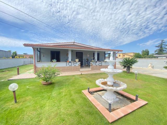 Villetta indipendente in vendita di 120 m² in Via Ponza, 39