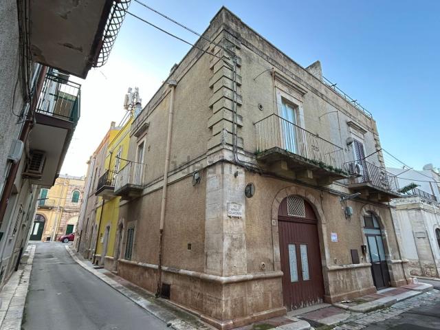 Villetta indipendente in vendita di 120 m² in Via Patrizio Coladonato, 7