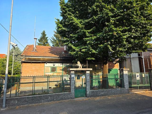 Villetta indipendente in vendita di 120 m² in Via Petrarca, 21