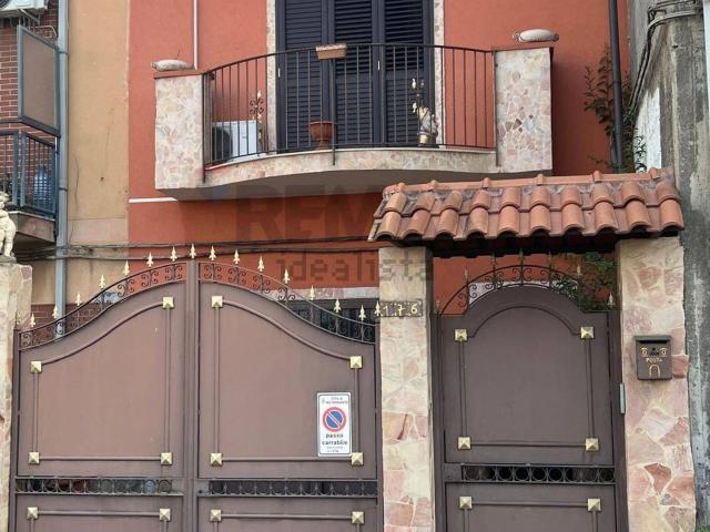 Villetta indipendente in vendita di 120 m² in Via Plebiscito, 176