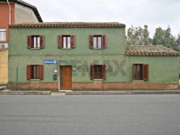 Villetta indipendente in vendita di 120 m² in Via Roma, 74