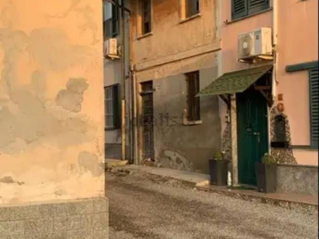 Villetta indipendente in vendita di 120 m² in Via Roma