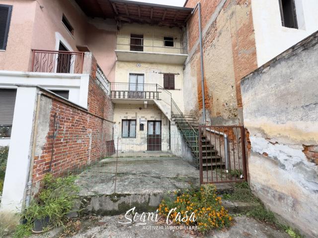 Villetta indipendente in vendita di 120 m² in Via Roma