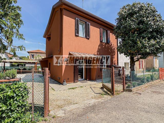 Villetta indipendente in vendita di 120 m² in Via Rondinella, 8