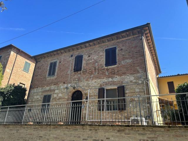 Villetta indipendente in vendita di 120 m² in Via T.C. Fioretti