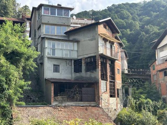 Villetta indipendente in vendita di 120 m² in Via Umberto I, 15