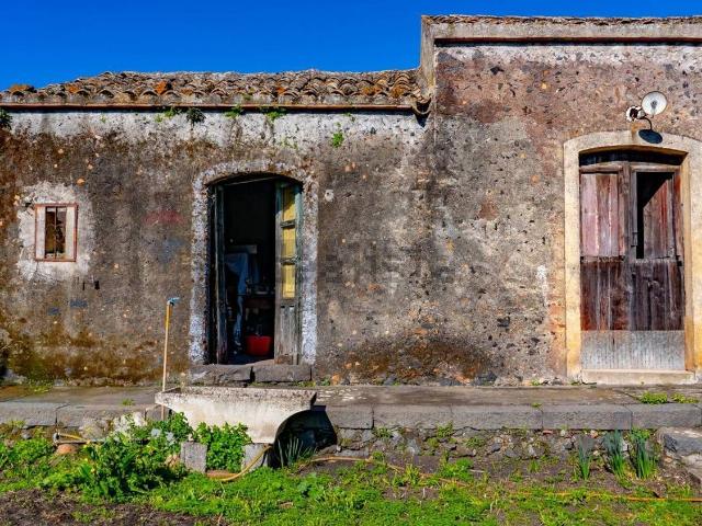 Villetta indipendente in vendita di 120 m² in Via Vallone, 33