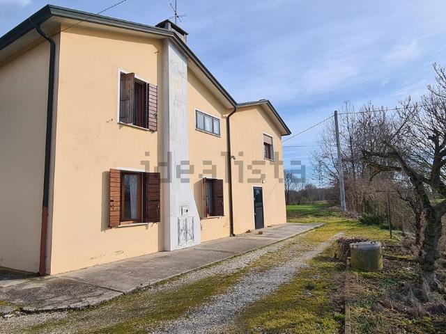 Villetta indipendente in vendita di 120 m² in Via XI Febbraio
