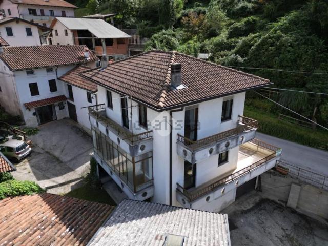 Villetta indipendente in vendita di 120 m² in Contrada Ballini, 2