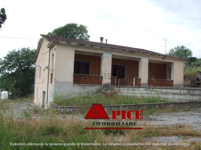 Villetta indipendente in vendita di 120 m² in Contrada Mandrili, 16