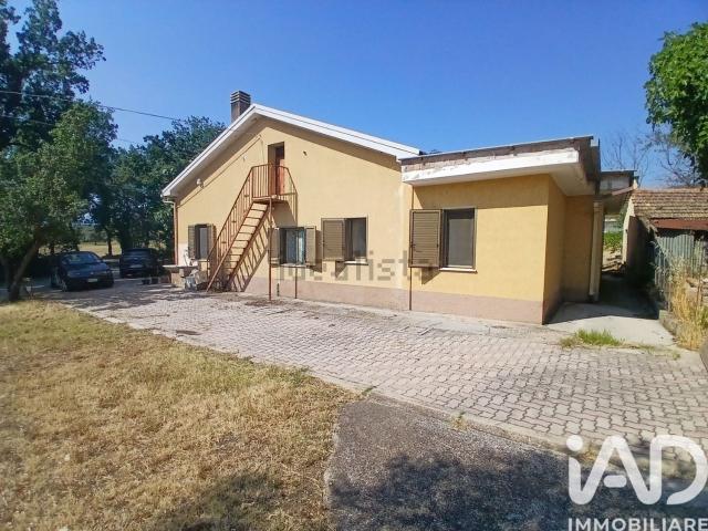 Villetta indipendente in vendita di 120 m² in Contrada Olmo della Biocca, 5