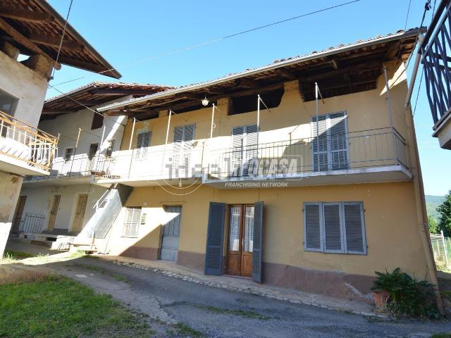 Villetta indipendente in vendita di 120 m² in Frazione Vinardi Mathi, 90