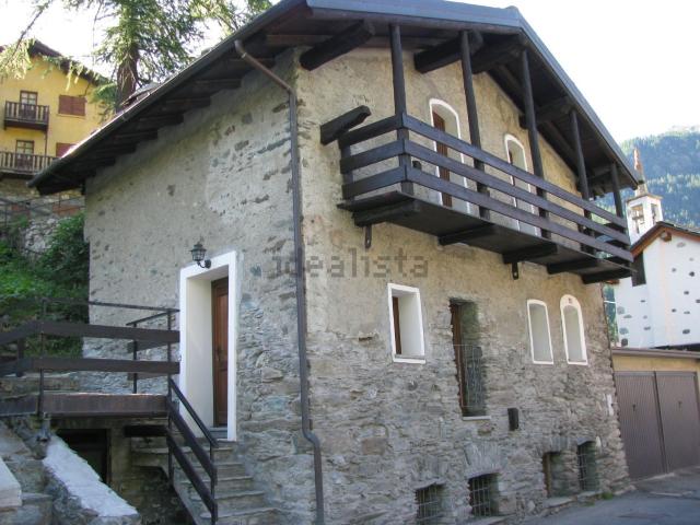 Villetta indipendente in vendita di 120 m² in Frazione Chaloz, 77
