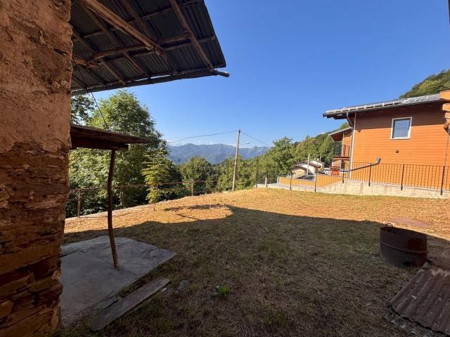 Villetta indipendente in vendita di 120 m² in Frazione piatta soprana, 21