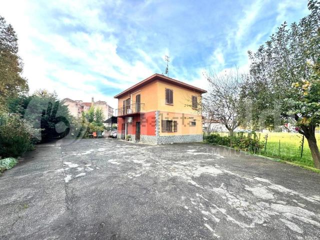 Villetta indipendente in vendita di 120 m² in Via Torino, 5