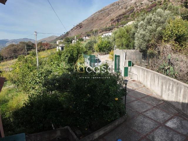 Villetta indipendente in vendita di 120 m² in Strada Provinciale di Pezzingoli
