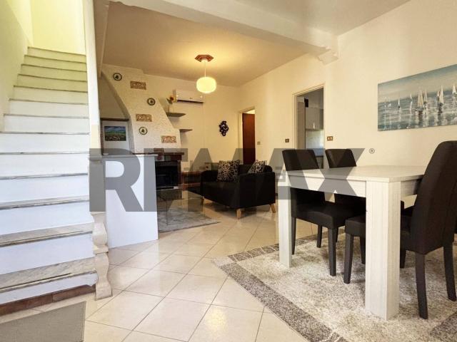 Villetta indipendente in vendita di 121 m² in Via Franzoni, 8