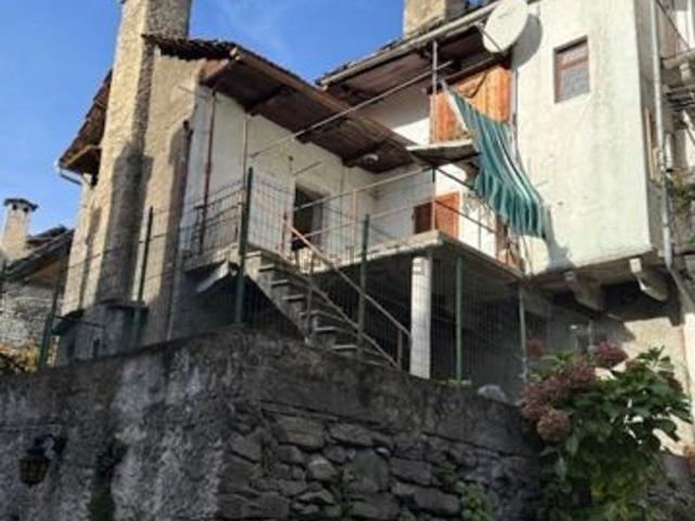 Villetta indipendente in vendita di 121 m² in Frazione Cattagna, 3