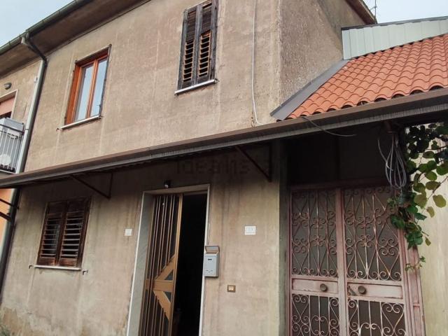 Villetta indipendente in vendita di 121 m² in Strada PROVINCIALE