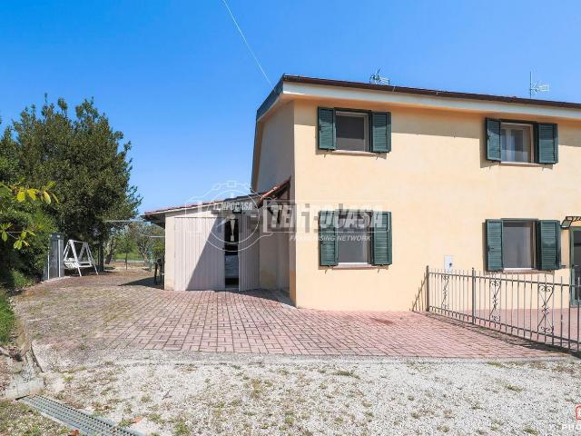 Villetta indipendente in vendita di 186 m² in Via Meleto