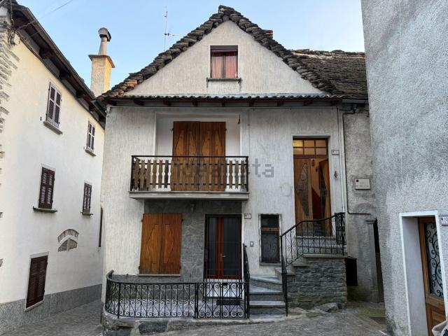 Villetta indipendente in vendita di 128 m² in Via Scheggia, 3