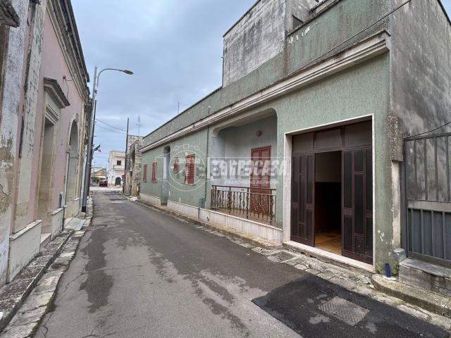Villetta indipendente in vendita di 122 m² in Via Roma, 38
