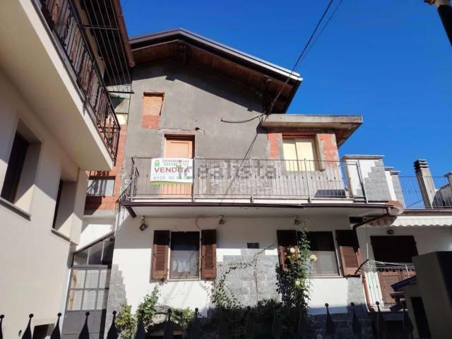 Villetta indipendente in vendita di 122 m² in Frazione Pied de Ville