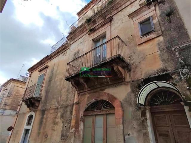 Villetta indipendente in vendita di 123 m² in Via Calabria