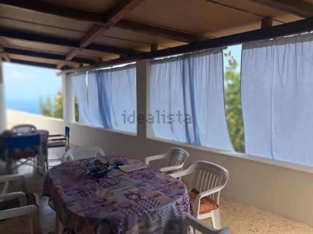 Villetta indipendente in vendita di 123 m² in Via Favarotta
